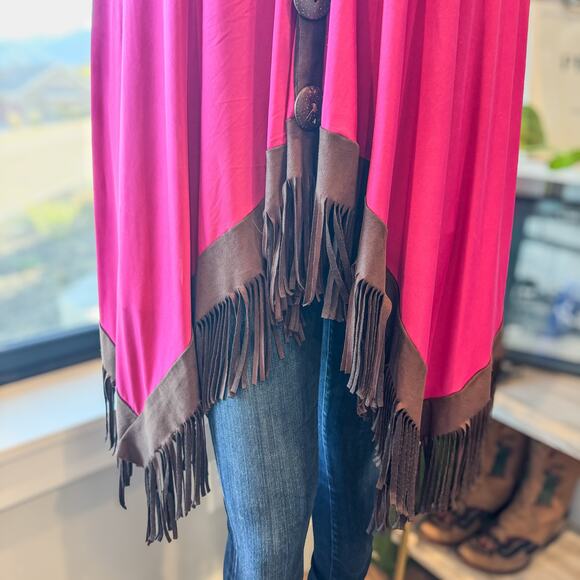 Ver'e'ne Hot Pink/Raspberry Poncho Brown Fringe Trim & Buttons One Size Fits All - Picture 10 of 10